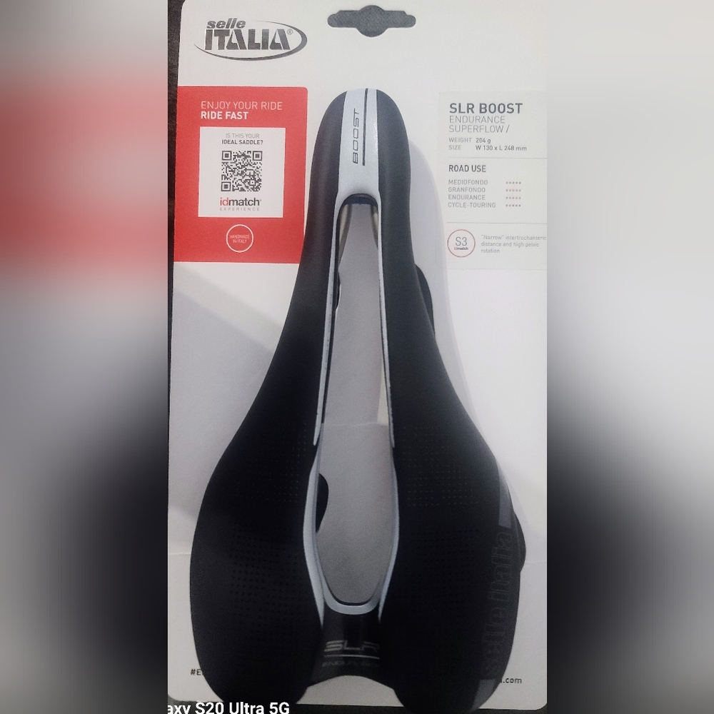 Selle Italia SLR TI316 SuperFlow Saddle - W 139 mm x L 248 mm (Weight 204 g)
